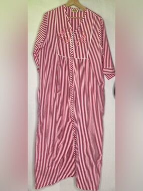 Vintage Housedress Sleep Gown Leisure Striped Embroidered Sz Med